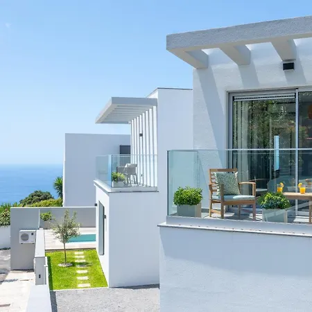 Villa Luce - Pool & Ocean View By Lovelystay Estreito Da Calheta