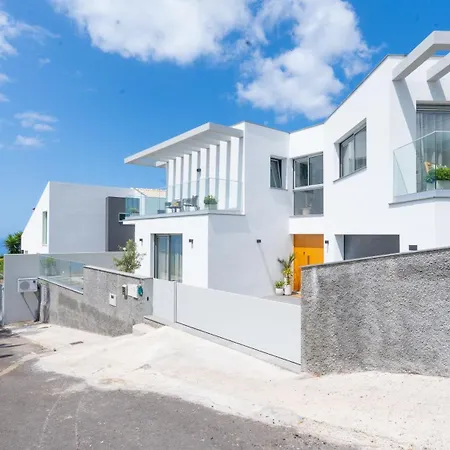 Luce - Pool & Ocean View By Lovelystay Villa *